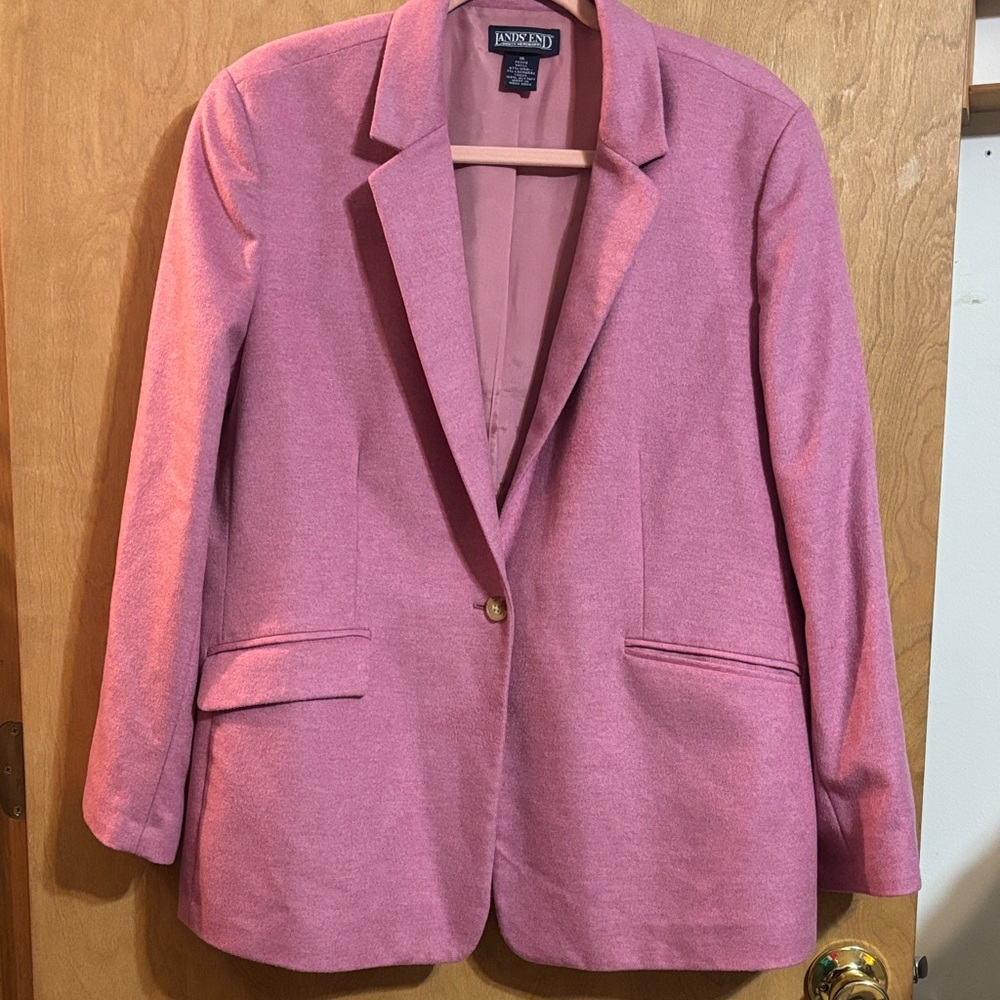 Lands End  Women's Blazer in Soft Pink